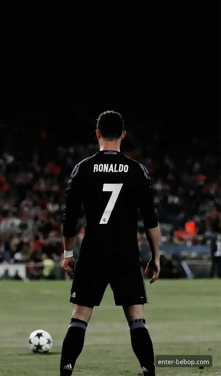 皇马球星场外“小插曲”的完整观察指南：从事件本身到深度体育资讯获取